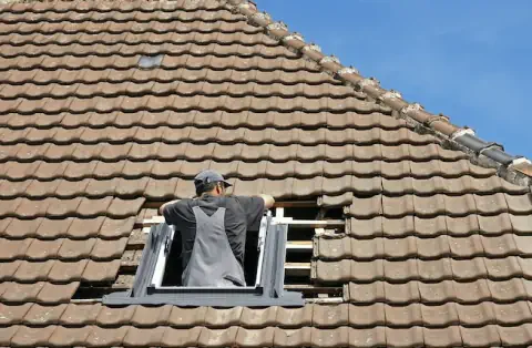 Pose de velux - Saint-Médard-sur-Ille